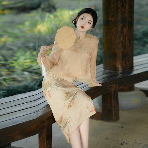 【服装鞋包】新中式古风套装女气质复古国风上衣半身裙两件套 商品图3