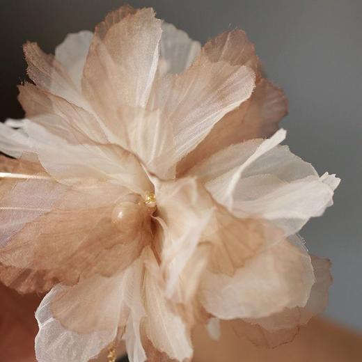 超仙绢花发饰 多层立体渐变纱花花朵U形流苏发钗 甜美森系丸子头 商品图6