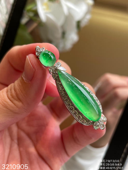 玻璃木艳绿水滴吊坠 99999【3210905】 商品图0