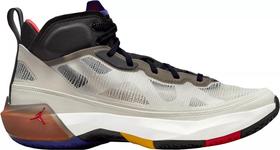 闪电 5 折价！ Nike 耐克 Air Jordan 篮球鞋   原价 ¥1899 ，现在只要 ¥999 直邮到手！多色