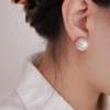 Colorvane 【仙女】大点位珍珠耳钉 温婉小香风小众设计款气质百搭耳钉银针 13-14MM超大点位素珠耳钉(馒头珠:扁圆形 正面看是圆珠) S925银针【配备证书】 商品缩略图0