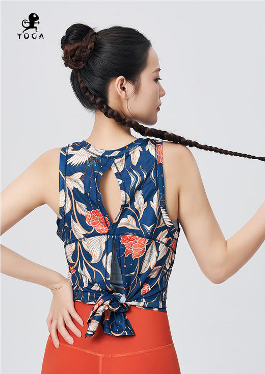 壁虎瑜伽【星鹤璀璨】速干透气印花罩衫（无胸垫）清仓不退不换 商品图5