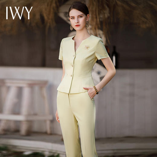IWY/夏季款短袖薄款黄色职业套装女休闲时尚美容院前台接待工作服CP1774 商品图4