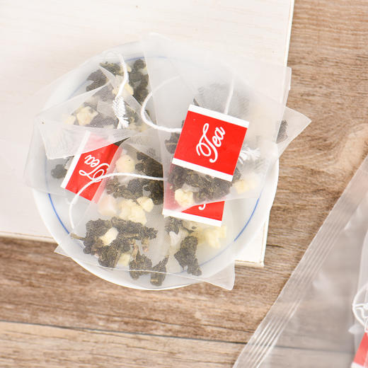 【蜜桃苹果乌龙茶 3g*10袋/盒】蜜桃干+苹果干+乌龙茶3种好料，装满果味茶香 商品图6