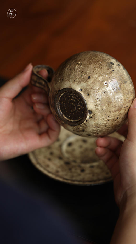 熔岩系列 咖啡杯+杯碟 套组 商品图1