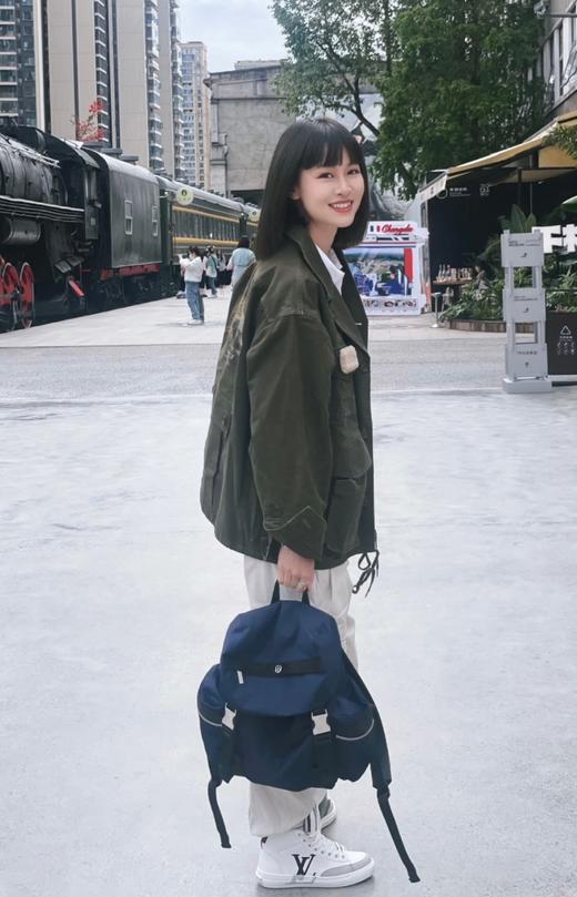 LULU 男女同款 防泼水尼龙大小号背包/双肩包 特惠 Z-10768 商品图8