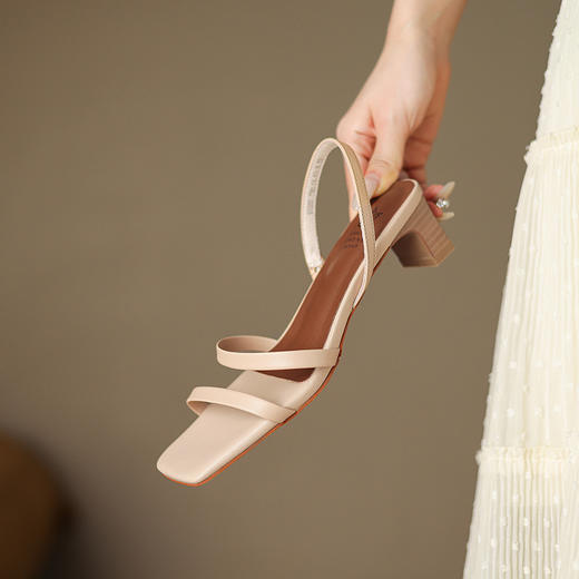 时尚法式气质简约，杏色方头露趾细跟高跟罗马鞋NX-m1563 商品图4