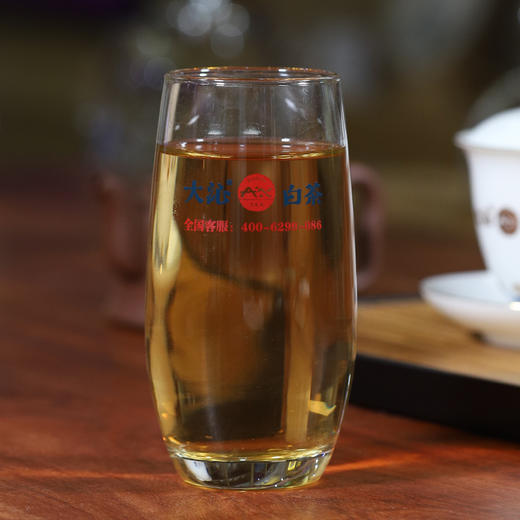 【1971年知青老茶园】大沁白茶 知青系列 2017年福鼎白茶 老寿眉饼茶 礼盒装 300g/盒（京东同款） 商品图2