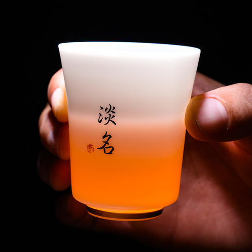 【日用百货】-薄胎羊脂玉书写茶杯简雅白瓷主人杯闻香杯 商品图0