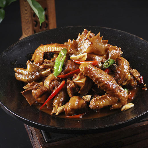 餐云铁锅炒鸡酱  源自山东临沂的配方炒鸡匠人研发 你和炒鸡大师的距离只差一包酱料 （1斤装一包做10份） 商品图2