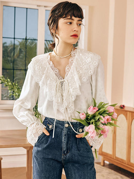 OLrain欧芮儿法式白色V领蕾丝雪纺衫女春季2023年新款荷叶边上衣 商品图0