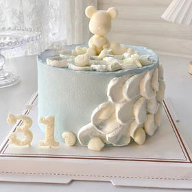 月白抱心熊-网红生日蛋糕