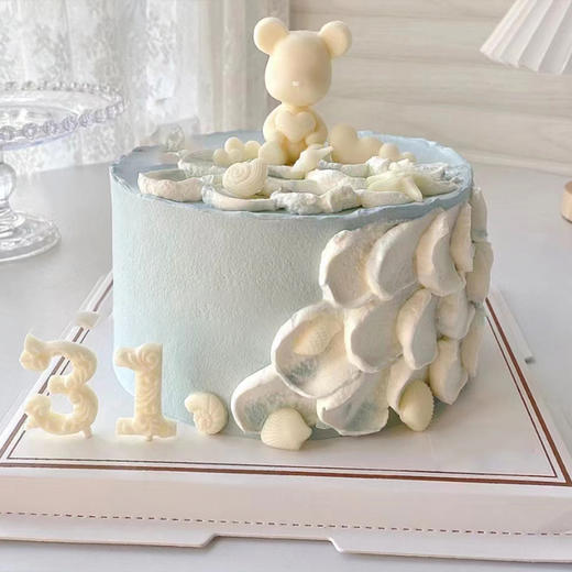 月白抱心熊-网红生日蛋糕 商品图0