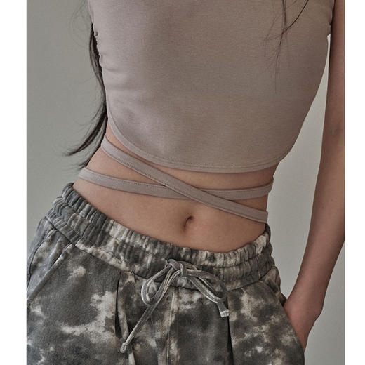 跃牌【洛水之神系列】后背镂空性感收腰修身普拉提训练瑜伽服短袖 HN156 商品图2