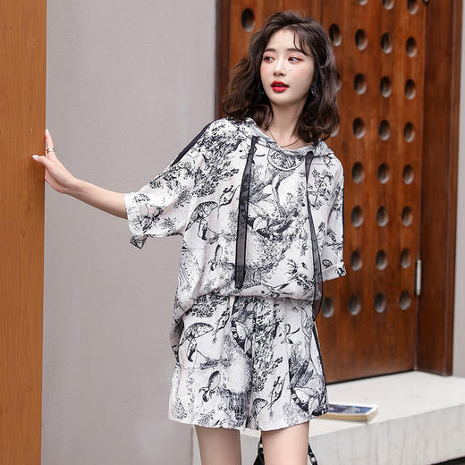休闲时尚，水墨画短裤套装女夏新款洋气时髦减龄运动两件套HR-HMG575 商品图6