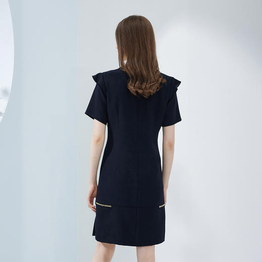 NF8N6斯尔丽瑟俪2023夏季新款压褶皱高腰节撞色下摆连衣裙 商品图1