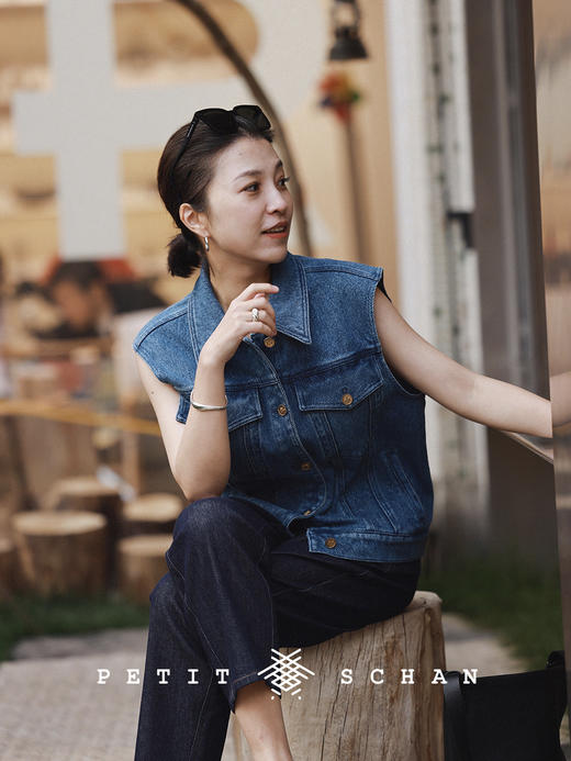 PETIT SCHAN小闪 JEW#007 Excellence like water上善若水  990足银设计款不规则开口手镯 商品图9