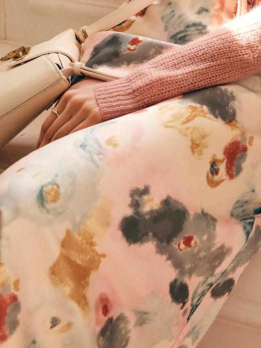 OLrain欧芮儿法式印花醋酸半身裙女夏季2023年新款高腰垂感伞摆裙 商品图1