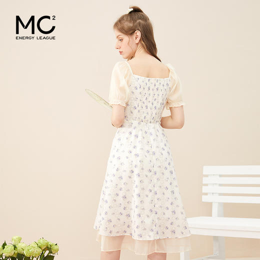 女装一字领蕾丝印花盘扣装饰长款连衣裙-110Q3222023 商品图4