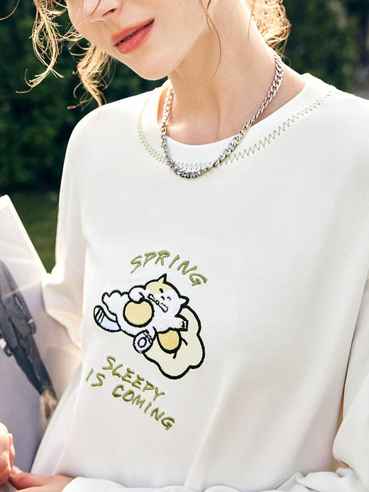OLrain欧芮儿法式白色长袖T恤女春季2023年新款猫咪刺绣打底上衣 商品图1