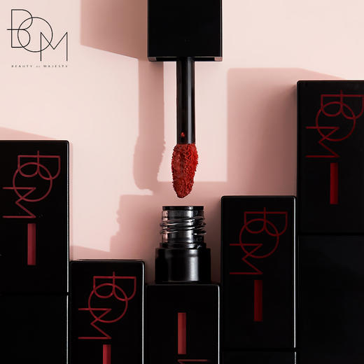 BOM碧波曼丝滑雾面唇釉 8.5g #101樱桃红色  #102正红色  #201蜜柚色  #301豆沙粉色  #501南瓜色 商品图1