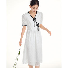 初语白色新中式盘扣连衣裙女2023夏季新款肌理感国风气质裙仙女裙