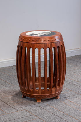 红桥红  家具严选  缅甸花梨（大果紫檀）【48 石面 直棂式鼓凳】