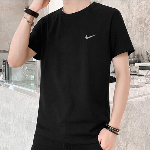 Nike耐克夏季新款运动服训练速干衣冰丝休闲半袖舒适透气T恤 DV9316-010 商品图6