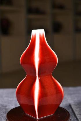 郎红四方葫芦瓶