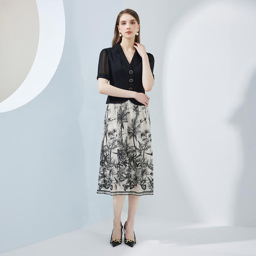 NF8Q7斯尔丽瑟俪2023夏上新蕾丝绣花小西装领假两件连衣裙 商品图3