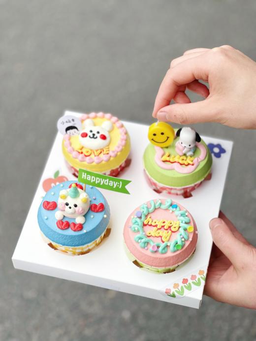 6.1限定：卡通小可爱 · 杯子蛋糕礼盒 （帕恰狗随机 贴画 插卡随机） 商品图1