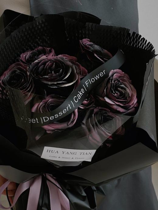 乌梅子酱 玫瑰 · 花束  商品图0