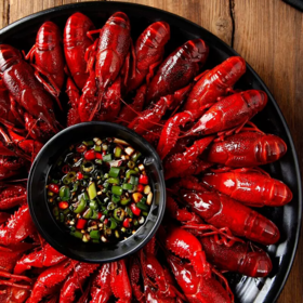 顺丰京东包邮【新鲜活虾烧制 鲜香四溢】鄱阳湖小龙虾 个大肥美 肉质紧实 爽口弹牙 液氮锁鲜 超声波清洗