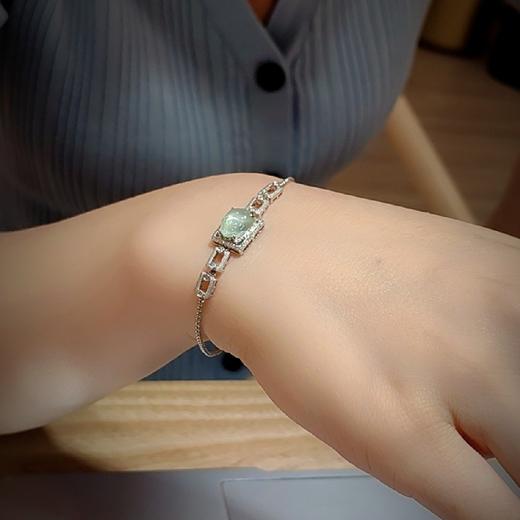 18k镶嵌翡翠小貔貅手链 商品图1