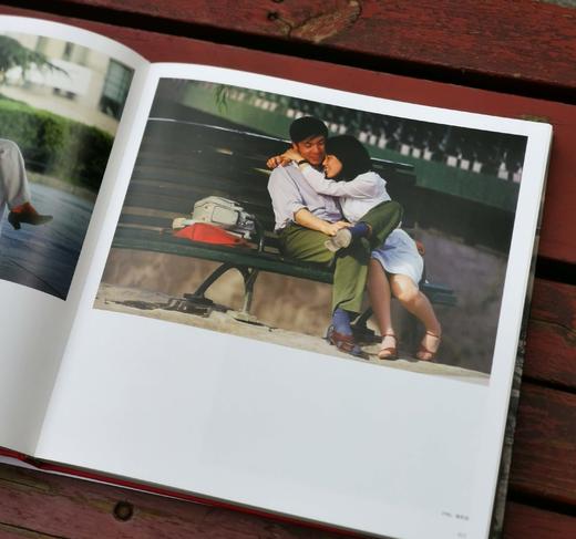 《昨天的中国（增订珍藏版）》，精装，12开，[法]阎雷著，贵州人民出版社2023年5月一版一印，定价298，售价149元。赠送“昨日的中国”编织袋+2024年挂历一份。 商品图7