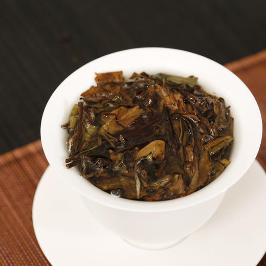 压箱底  2018箱传老白茶 商品图2