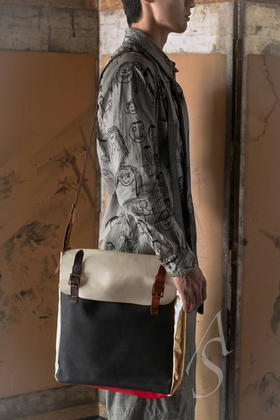 Paul Harnden  拼色大号唱片包