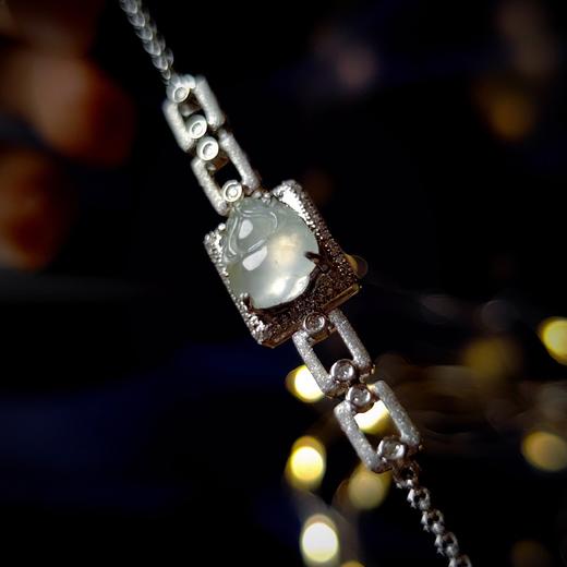 18k镶嵌翡翠小貔貅手链 商品图0