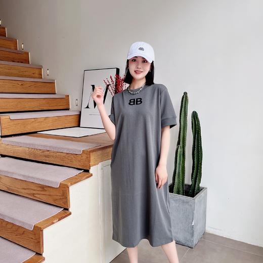 2023夏季新款洋气个性百搭宽松中长款过膝连衣裙 商品图0