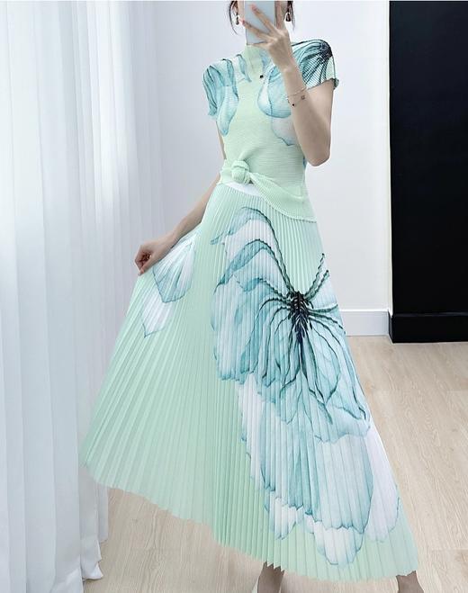 女压褶双肩花裙 商品图4