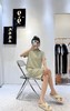 女反领连衣裙99039 商品缩略图2