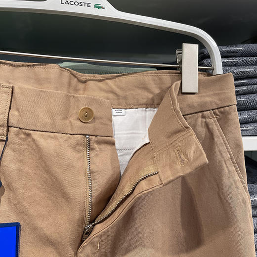  Lacoste/法国鳄鱼 男士L!VE舒适百搭纯色简约直筒休闲裤 商品图2