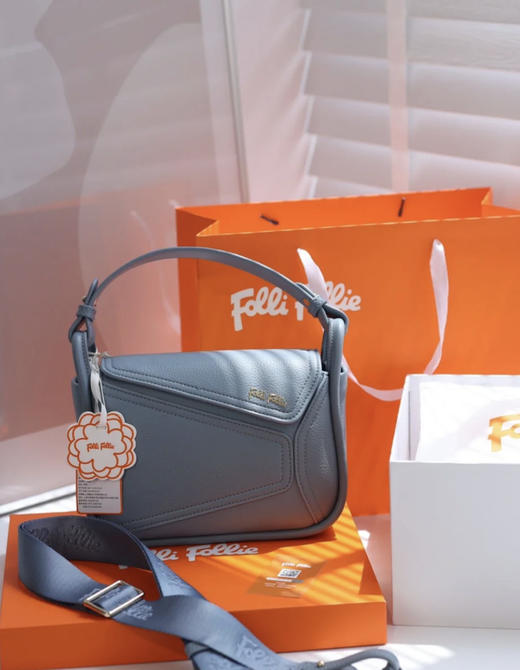 老米优品/ 复古小方包《Folli Follie希腊轻奢时尚拼接挂耳小方包》细腻柔软品质很棒，小巧大容量！ 卡其褐6月中发货 商品图5