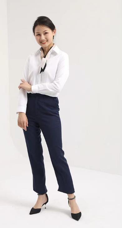 三一女士白衬衫 商品图0