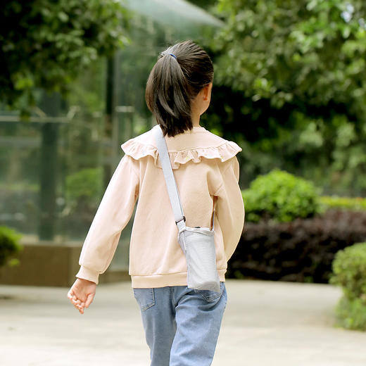 FaSoLa 饮料瓶背带保温杯套斜挎便携手拎水壶包焖烧杯保护套水杯收纳袋 商品图4