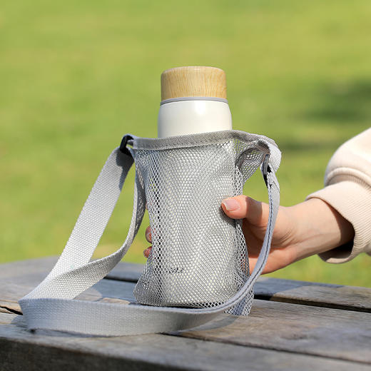 FaSoLa 饮料瓶背带保温杯套斜挎便携手拎水壶包焖烧杯保护套水杯收纳袋 商品图8