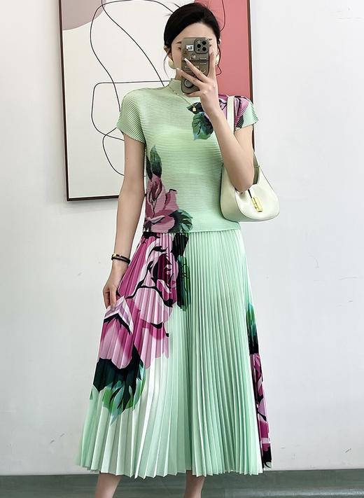 女压褶玫瑰套装 商品图5