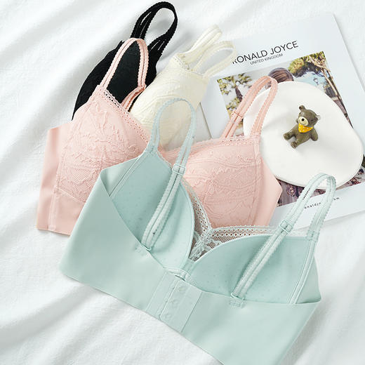 【法式蕾丝美背内衣】轻薄透气，舒适！法式网纱蕾丝水溶花无痕一体杯镂空，固定三角杯V领学生无钢圈女士内衣，少女后背美背内衣透气裹胸性感聚拢，高颜值闭眼入！ 商品图2