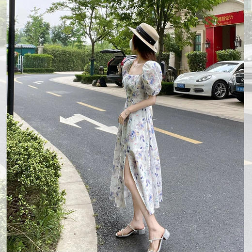 茶歇奶甜在逃公主裙夏季法式法式显瘦感泡泡袖方领连衣裙女 商品图3