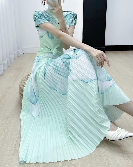 女压褶双肩花裙 商品图6